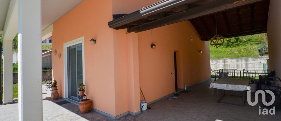 Farm 7 rooms of 160 m² in Carcare (17043)