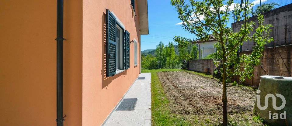 Farm 7 rooms of 160 m² in Carcare (17043)