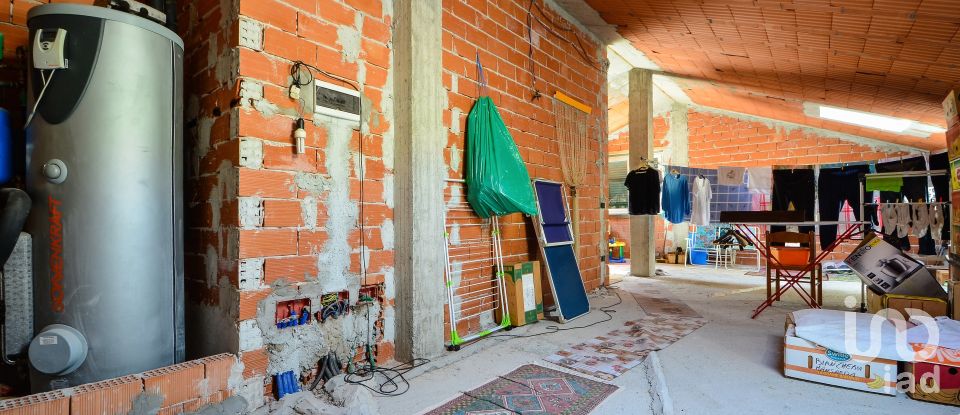 Farm 7 rooms of 160 m² in Carcare (17043)