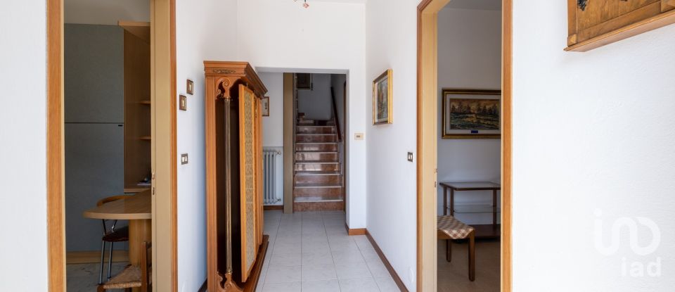 House 8 rooms of 160 m² in Ceresara (46040)