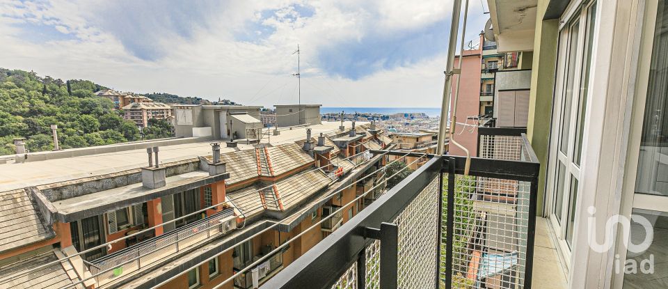 Four-room apartment of 65 m² in Genova (16142)