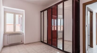 Bilocale di 52 m² a Roma (00171)