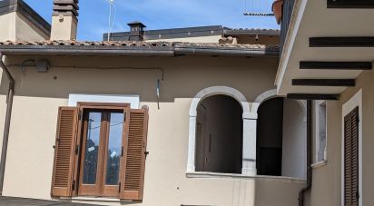 Casa di paese 4 locali di 57 m² in Barisciano (67021)