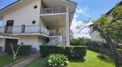 Casa indipendente / Villa 5 locali di 301 m² in San Damiano d'Asti (14015)