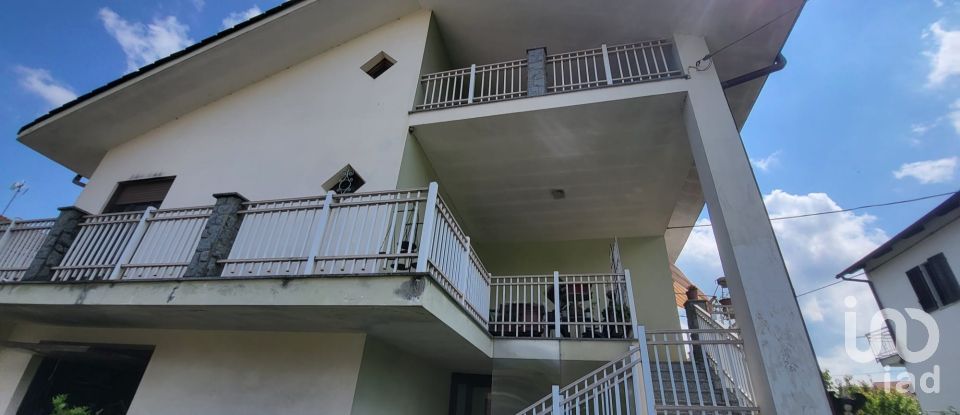 Casa indipendente / Villa 5 locali di 301 m² in San Damiano d'Asti (14015)
