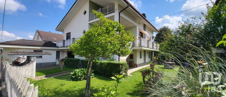 Casa indipendente / Villa 5 locali di 301 m² in San Damiano d'Asti (14015)