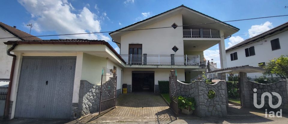 Casa indipendente / Villa 5 locali di 301 m² in San Damiano d'Asti (14015)