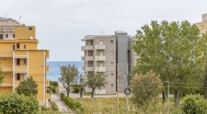 Palazzo / Stabile 3 locali di 40 m² a Fano (61032)