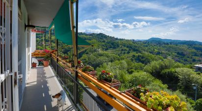 Apartment 5 rooms of 110 m² in Campomorone (16014)