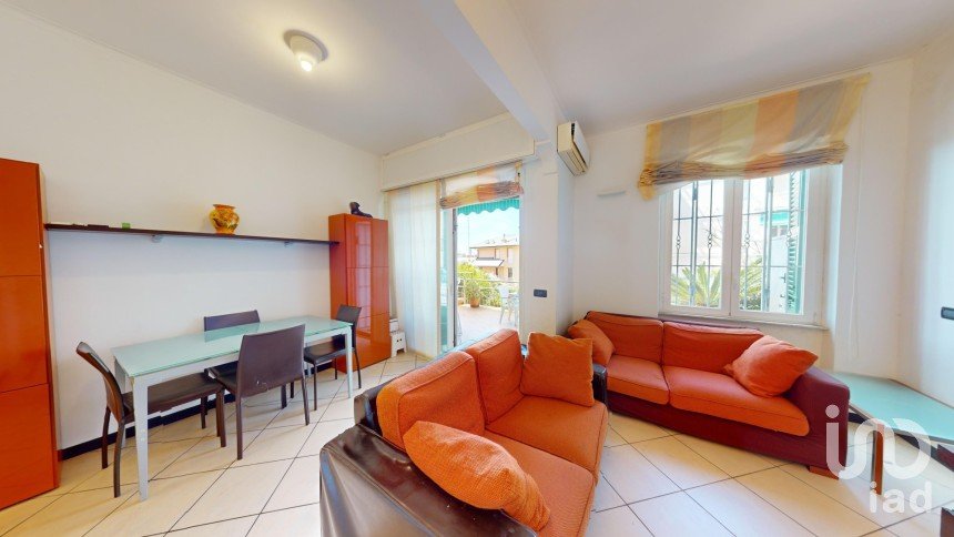 Appartamento 6 locali di 111 m² a Arenzano (16011)