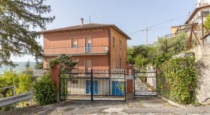Apartment 5 rooms of 130 m² in Filottrano (60024)