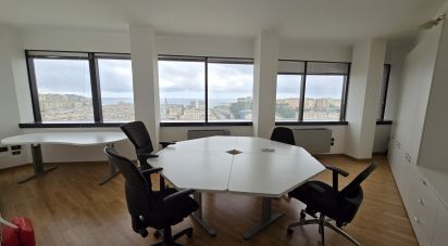 Laboratorio di 80 m² in Genova (16129)