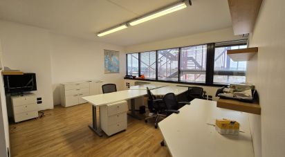 Laboratorio di 80 m² in Genova (16129)