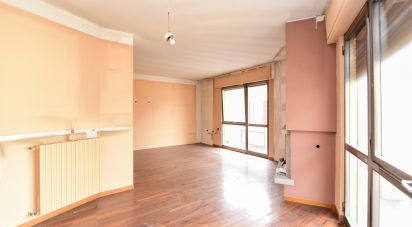 Costruzione di 518 m² in Cantù (22063)