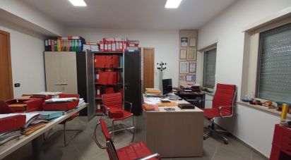 Uffici di 339 m² in L'Aquila (67100)