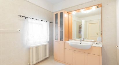 Casa indipendente / Villa 5 locali di 108 m² in Costermano (37010)