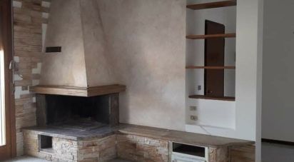 Appartamento 6 locali di 120 m² a Aulla (54011)