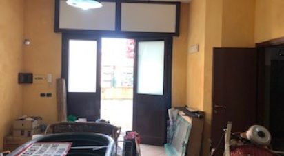 Negozio / locale commerciale di 85 m² in Mentana (00013)