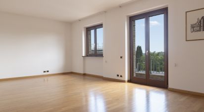 Villa Bifamiliare 12 locali di 433 m² in Civitanova Marche (62012)