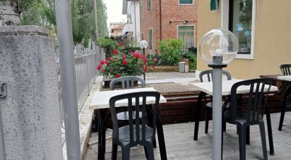 Bar and tobacco shop of 90 m² in Fano (61032)