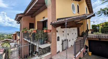 Villa a schiera 11 locali di 212 m² in Sulmona (67039)