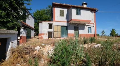 Casa indipendente 13 locali di 200 m² in Belvedere Ostrense (60030)