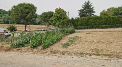 Terreno di 1.420 m² in Tortoreto (64018)
