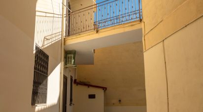 Casa indipendente / Villa 3 locali di 100 m² in Grazzanise (81046)