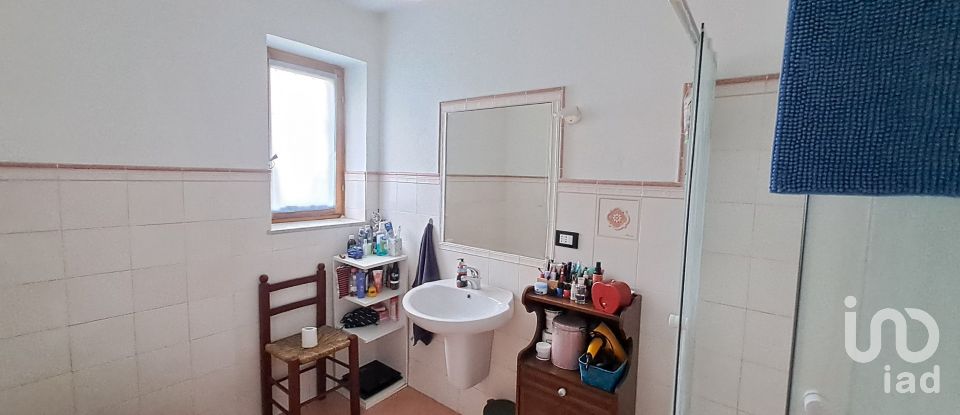 Casale 17 locali di 362 m² in Masio (15024)