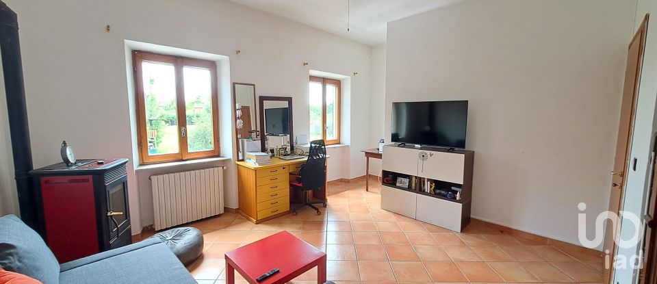Casale 17 locali di 362 m² in Masio (15024)