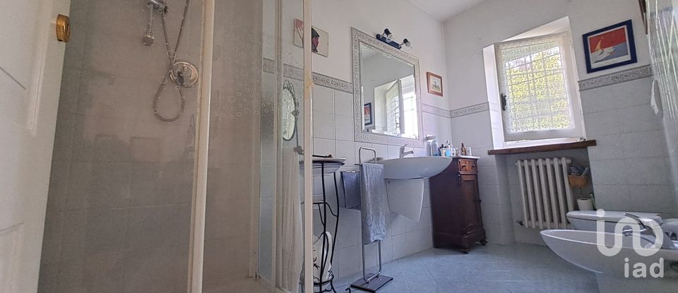 Casale 17 locali di 362 m² in Masio (15024)