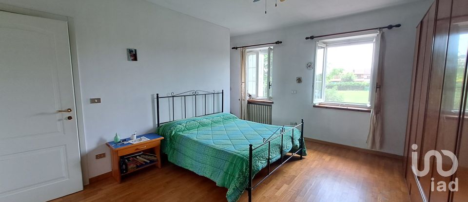 Casale 17 locali di 362 m² in Masio (15024)