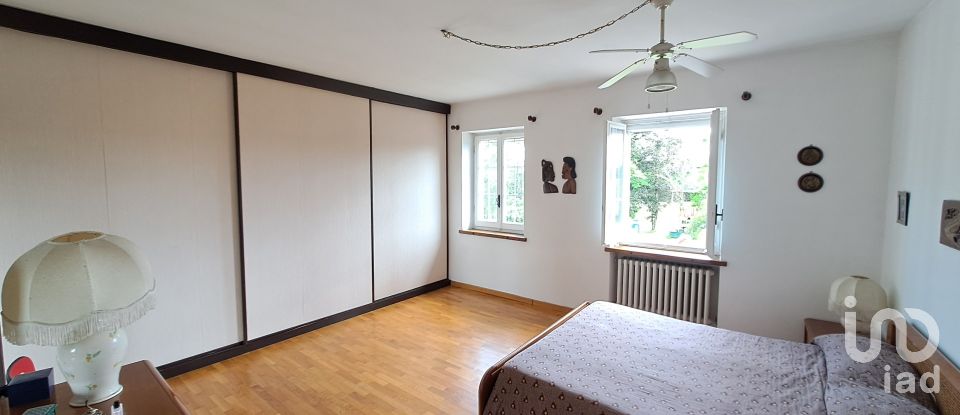 Casale 17 locali di 362 m² in Masio (15024)