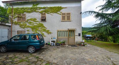 Casa indipendente 6 locali di 150 m² in Camerana (12072)