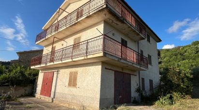 Casa indipendente 9 locali di 267 m² in - (87030)