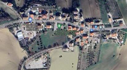 Terreno di 488 m² in Filottrano (60024)