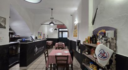 Ristorante di 80 m² in Genova (16165)