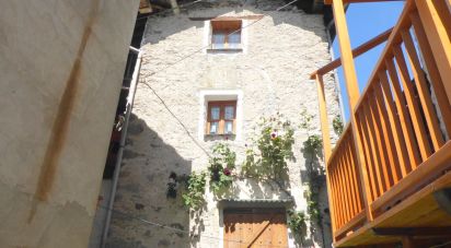 Varie superfici 6 locali di 90 m² in Ronco Canavese (10080)