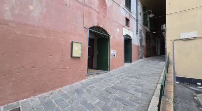 Negozio / locale commerciale di 120 m² in Genova (16128)