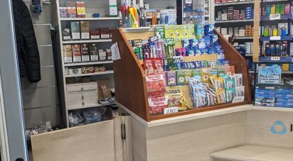 Tabacchi di 27 m² in Genova (16121)