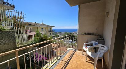 Apartment 5 rooms of 95 m² in Genova (16148)