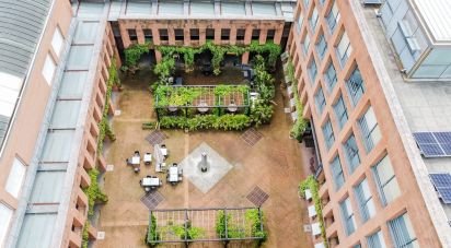 Shop / premises commercial of 200 m² in Seregno (20831)