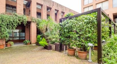 Shop / premises commercial of 200 m² in Seregno (20831)