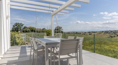 Casa indipendente / Villa 8 locali di 209 m² in Filottrano (60024)