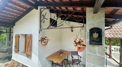 Casa indipendente / Villa 6 locali di 119 m² in Ovada (15076)