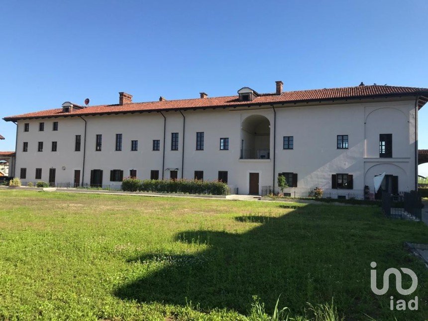 Other surface of 4,000 m² in Vinovo (10048)