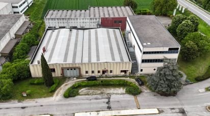 Capannone di 3.033 m² in Ostiglia (46035)