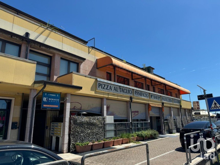 Laboratorio di 381 m² in Sant'Ambrogio di Valpolicella (37015)