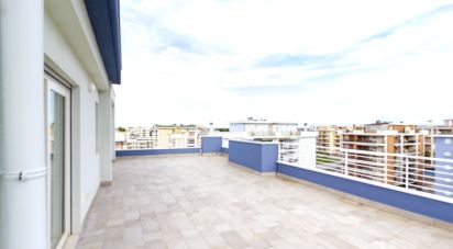 Loft 5 locali di 74 m² a Alba Adriatica (64011)