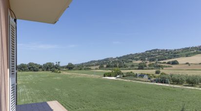 Loft 5 locali di 179 m² a Potenza Picena (62018)